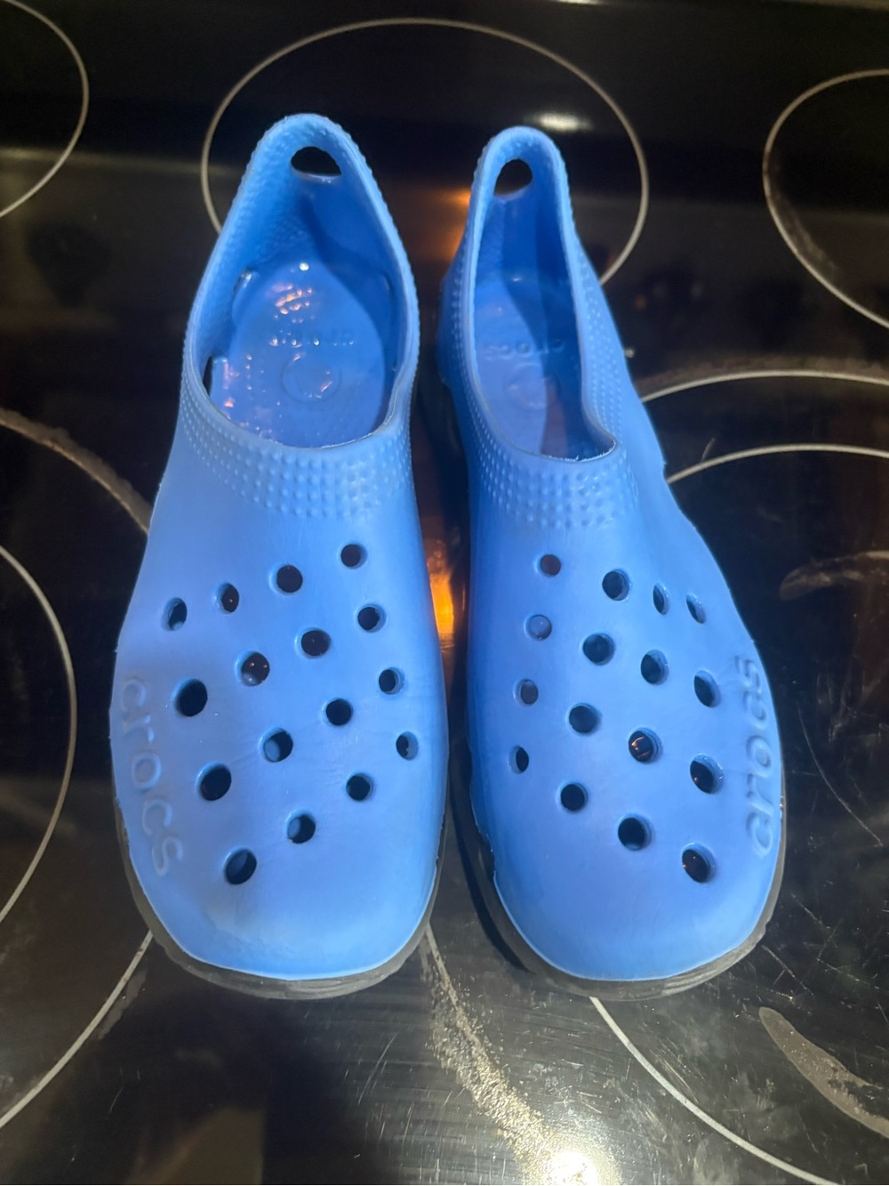 CROCS Kids Water Shoes Slip-On Clogs in Blue